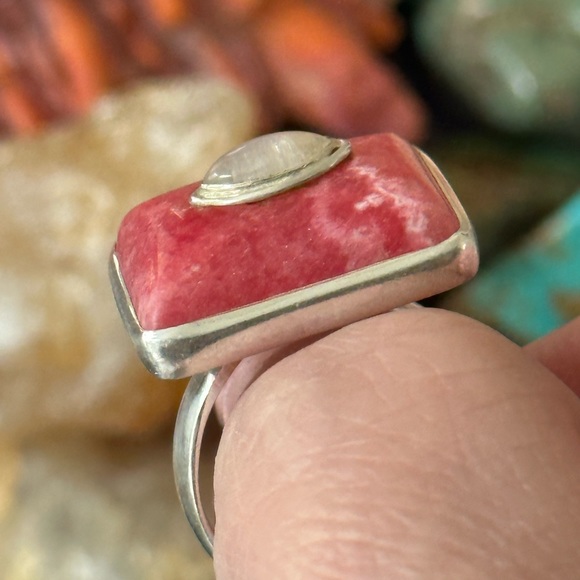 Rhodochrosite moonstone Sterling Silver adjustables ring - Picture 10 of 10